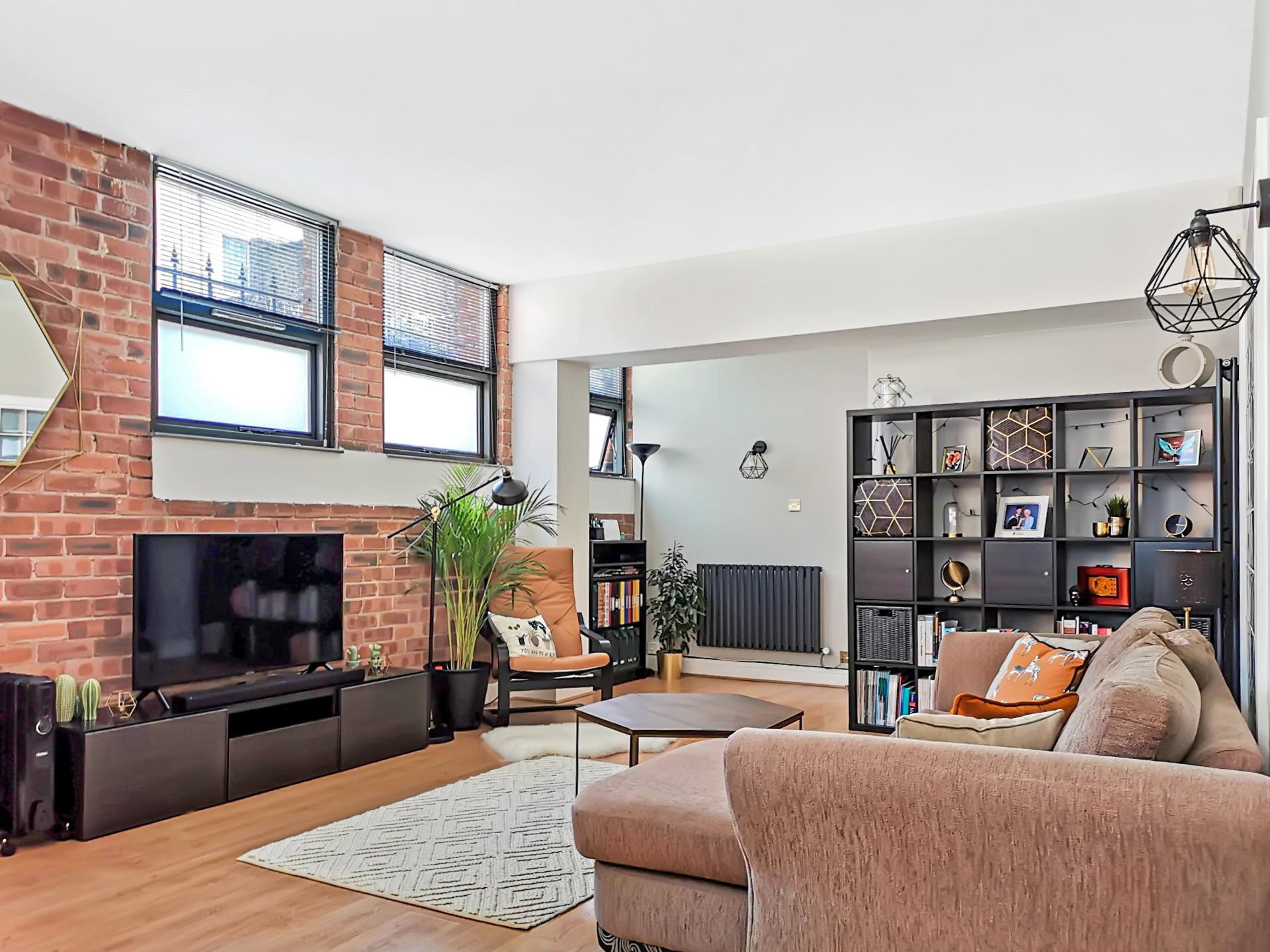 Choosing a Letting Agent in Liverpool: 10 Questions to Ask
